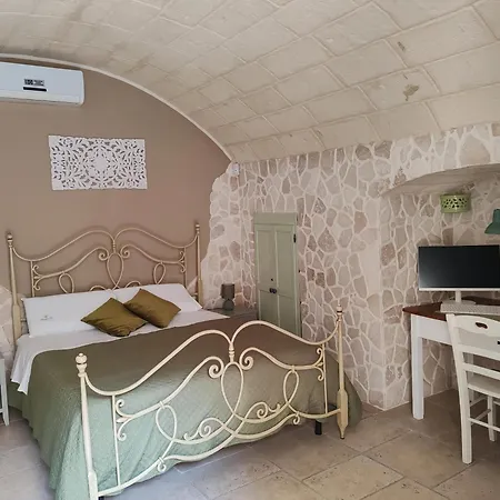 Magnolia Centro Storico 그로타글리에