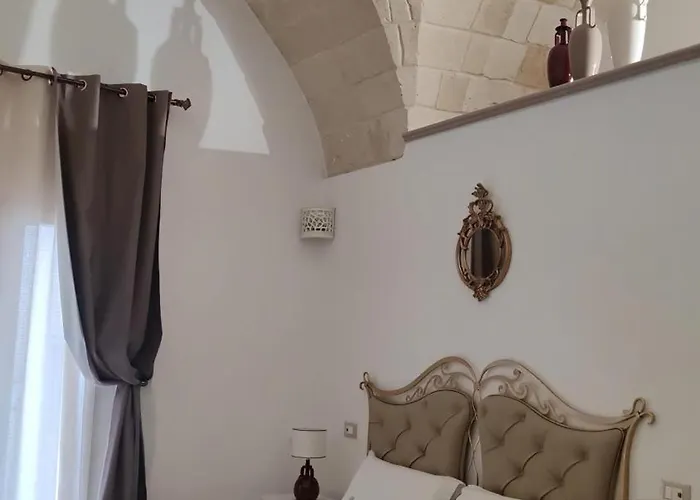 Magnolia Centro Storico 그로타글리에